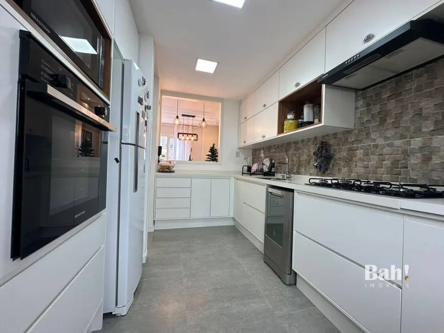 Foto 6 de Sobrado com 3 quartos à venda, 135m2 em Centro, Canoas - RS