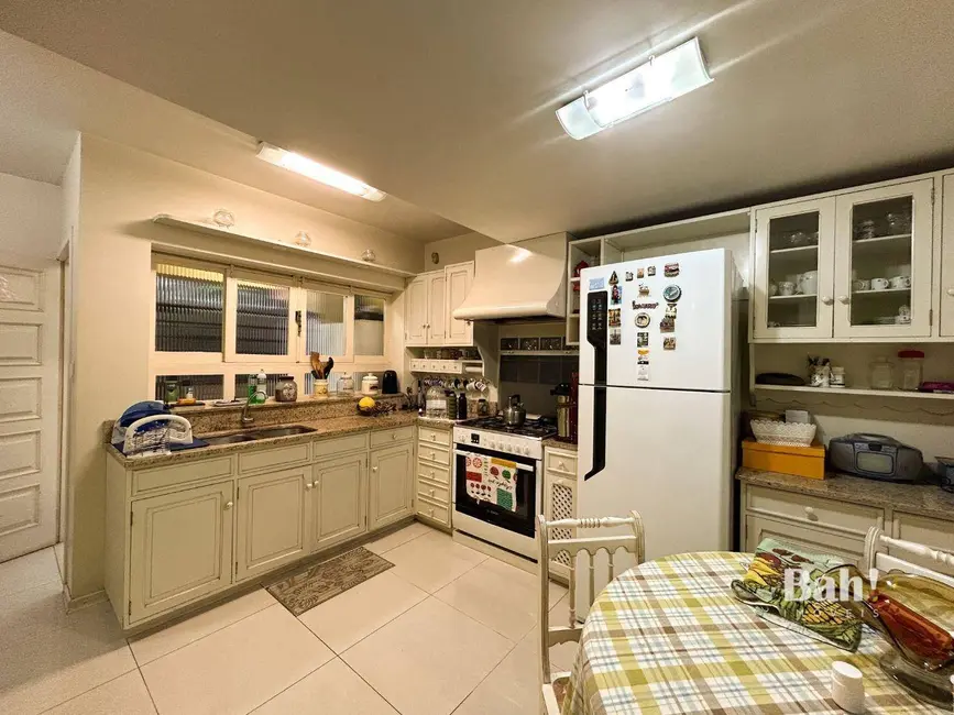 Foto 7 de Sobrado com 3 quartos à venda, 370m2 em Nossa Senhora das Graças, Canoas - RS