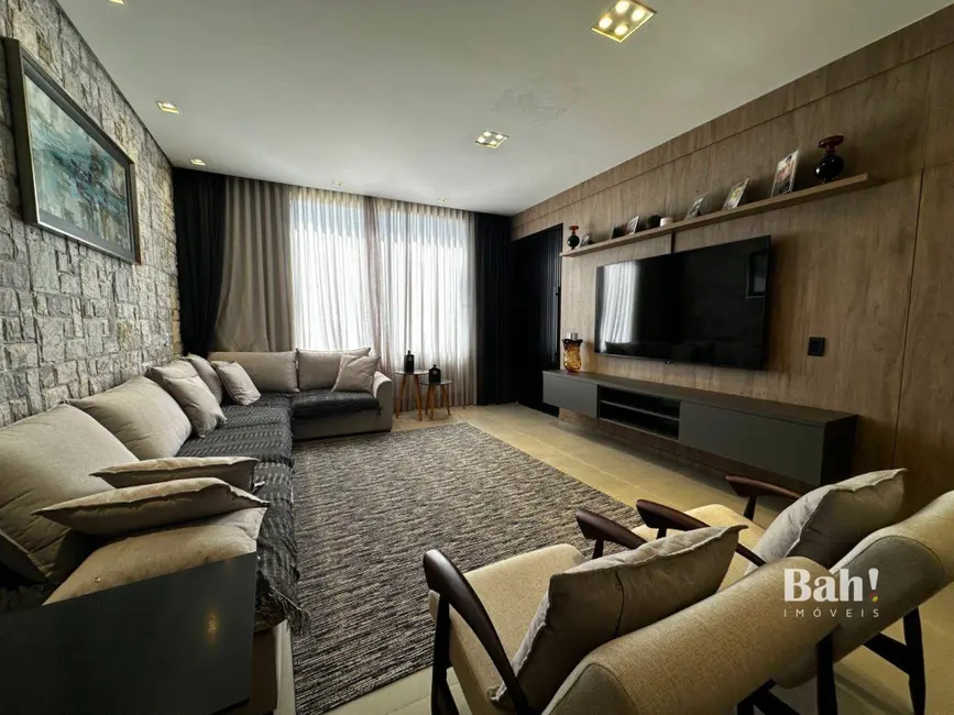 Foto 5 de Sobrado com 3 quartos à venda, 241m2 em Igara, Canoas - RS