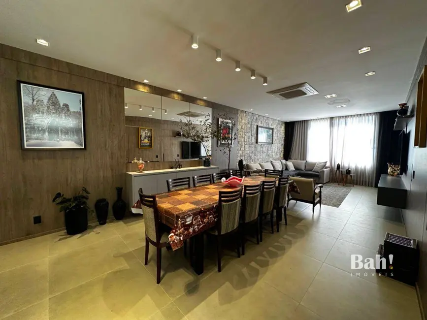 Foto 8 de Sobrado com 3 quartos à venda, 241m2 em Igara, Canoas - RS