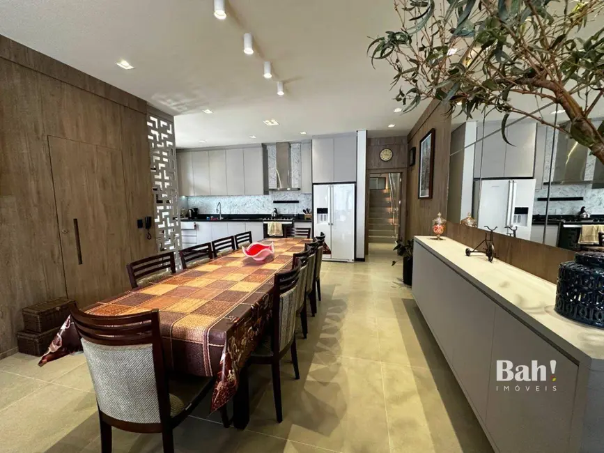 Foto 7 de Sobrado com 3 quartos à venda, 241m2 em Igara, Canoas - RS