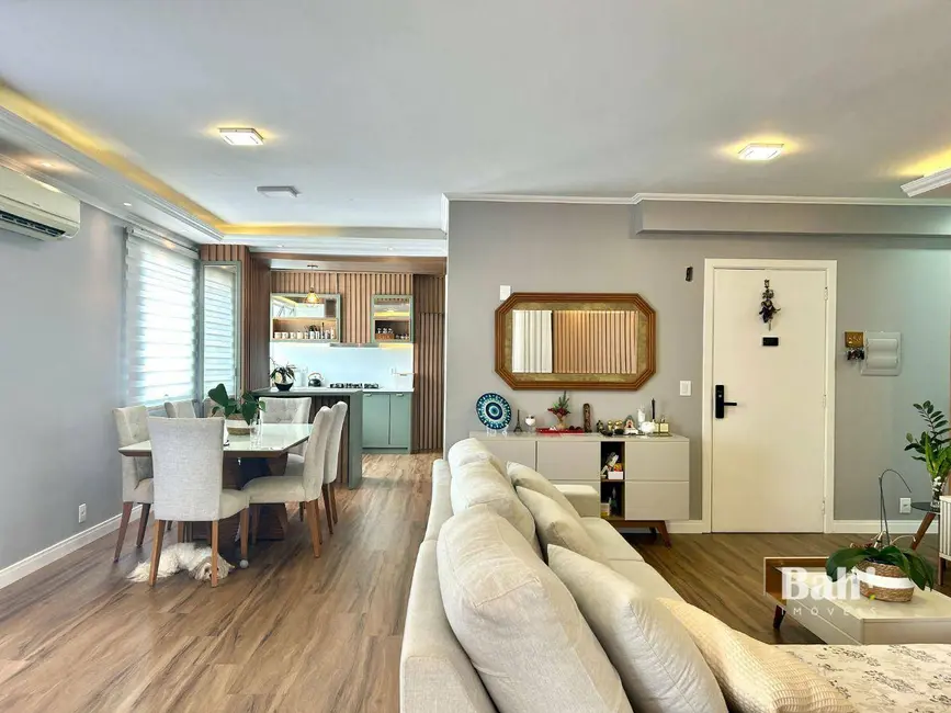 Cobertura com 3 quartos à venda, 328m2 em Centro, Canoas - RS - imagem 3 Foto 3 de Cobertura com 3 quartos à venda, 328m2 em Centro, Canoas - RS