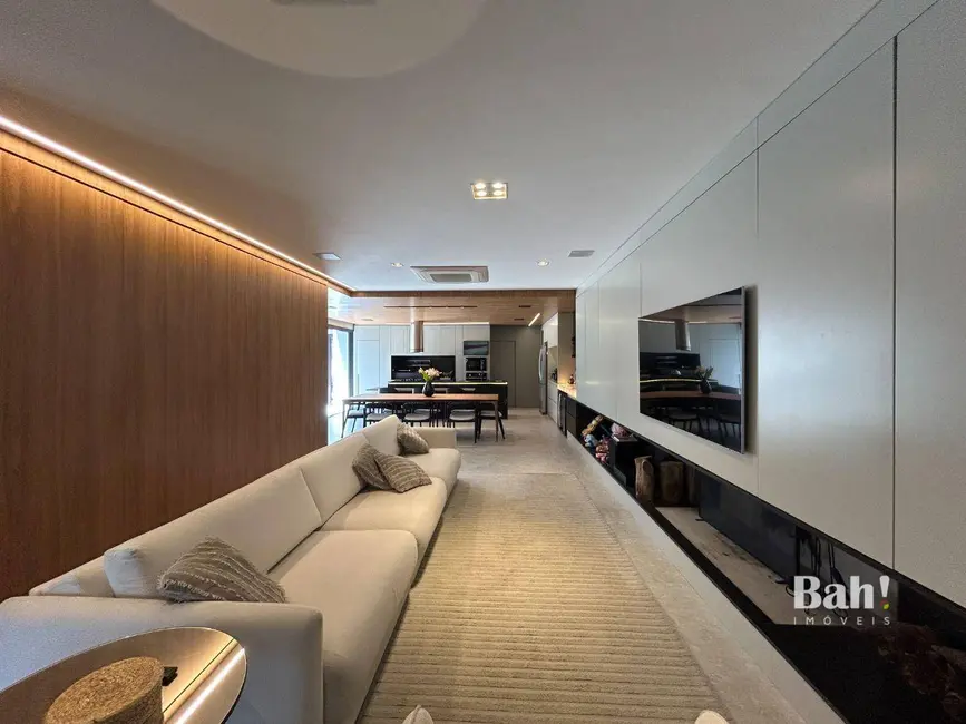 Foto 9 de Sobrado com 3 quartos à venda, 241m2 em Igara, Canoas - RS