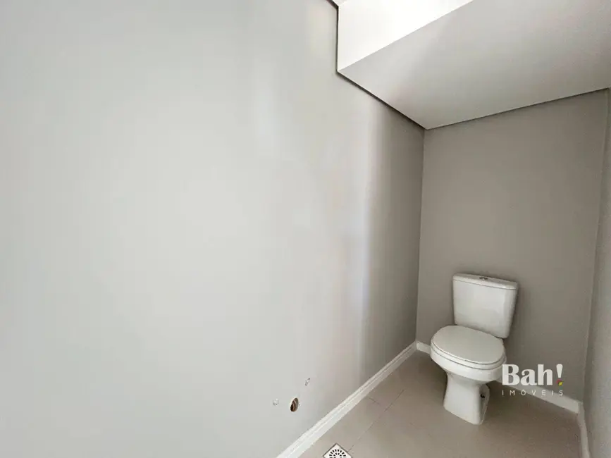 Foto 7 de Sobrado com 4 quartos à venda, 200m2 em Estância Velha, Canoas - RS