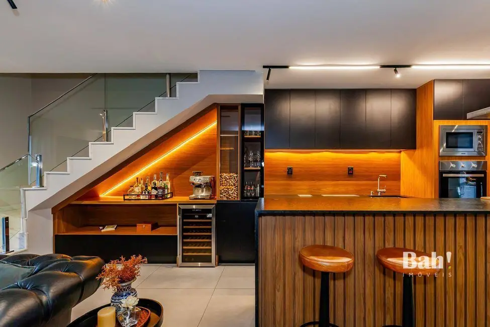 Foto 4 de Sobrado com 3 quartos à venda, 240m2 em Estância Velha, Canoas - RS