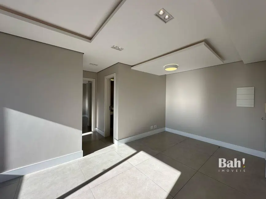 Apartamento com 2 quartos à venda, 63m2 em Centro, Canoas - RS - imagem 6 Foto 6 de Apartamento com 2 quartos à venda, 63m2 em Centro, Canoas - RS