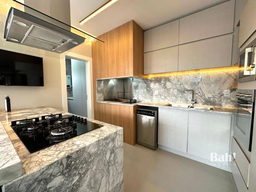 Foto 6 de Sobrado com 4 quartos à venda, 193m2 em Fátima, Canoas - RS