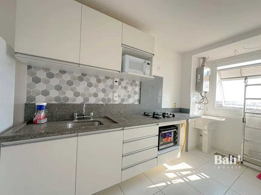 Foto 2 de Apartamento com 2 quartos à venda, 63m2 em Centro, Canoas - RS