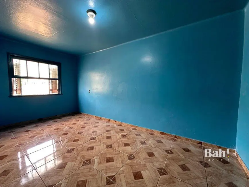 Casa com 3 quartos à venda, 370m2 em Rio Branco, Canoas - RS - imagem 6 Foto 6 de Casa com 3 quartos à venda, 370m2 em Rio Branco, Canoas - RS