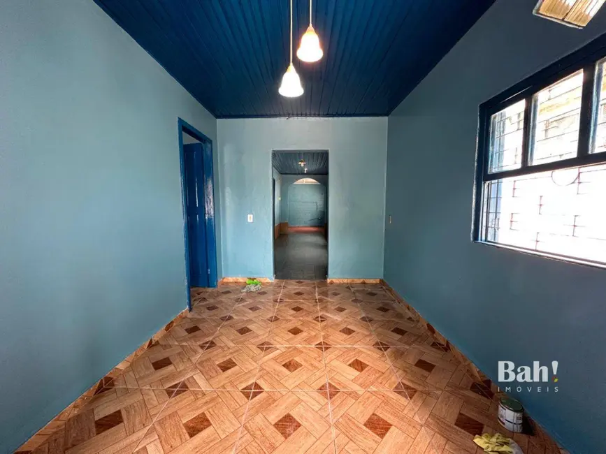 Casa com 3 quartos à venda, 370m2 em Rio Branco, Canoas - RS - imagem 5 Foto 5 de Casa com 3 quartos à venda, 370m2 em Rio Branco, Canoas - RS
