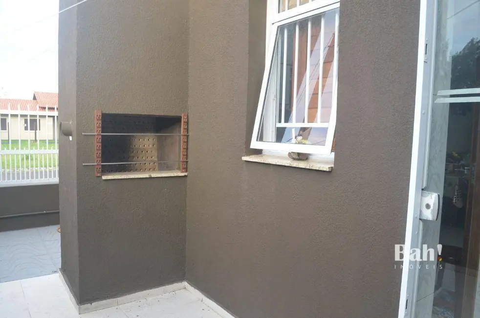 Sobrado com 3 quartos à venda, 198m2 em Tramandai - RS - imagem 3 Foto 3 de Sobrado com 3 quartos à venda, 198m2 em Tramandai - RS