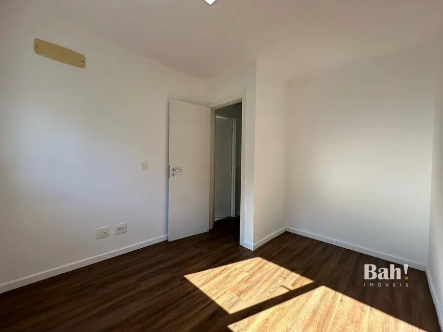 Sobrado com 3 quartos à venda e para alugar, 135m2 em Centro, Canoas - RS - imagem 9 Foto 9 de Sobrado com 3 quartos à venda e para alugar, 135m2 em Centro, Canoas - RS