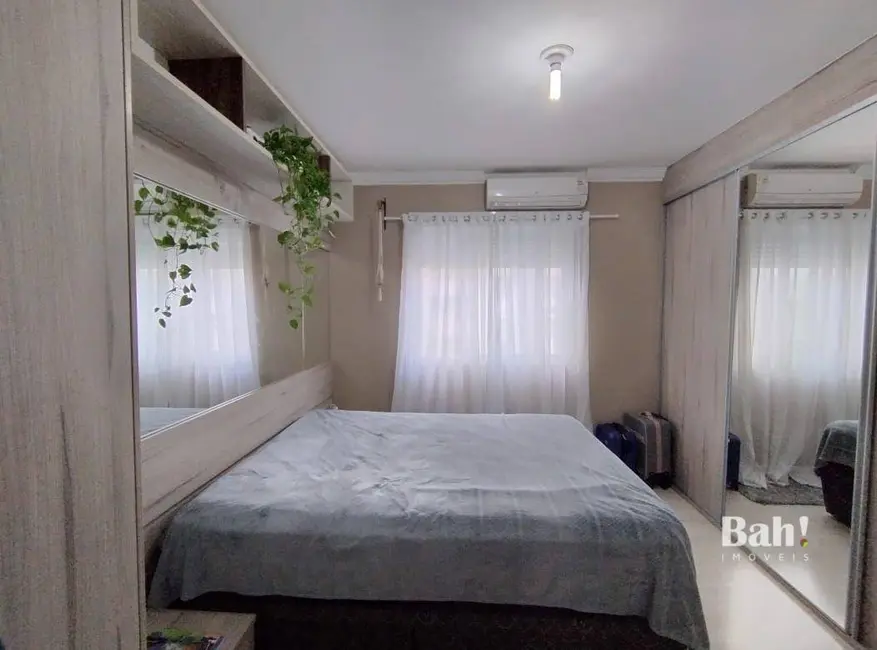 Apartamento com 3 quartos à venda e para alugar, 135m2 em Centro, Canoas - RS - imagem 7 Foto 7 de Apartamento com 3 quartos à venda e para alugar, 135m2 em Centro, Canoas - RS