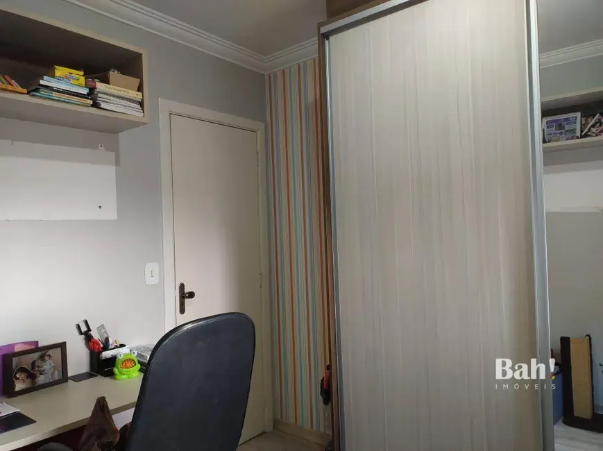 Apartamento com 3 quartos à venda e para alugar, 135m2 em Centro, Canoas - RS - imagem 9 Foto 9 de Apartamento com 3 quartos à venda e para alugar, 135m2 em Centro, Canoas - RS