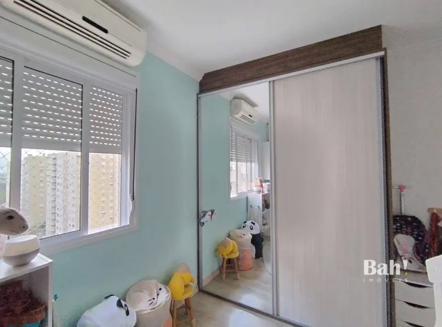 Apartamento com 3 quartos à venda e para alugar, 135m2 em Centro, Canoas - RS - imagem 8 Foto 8 de Apartamento com 3 quartos à venda e para alugar, 135m2 em Centro, Canoas - RS