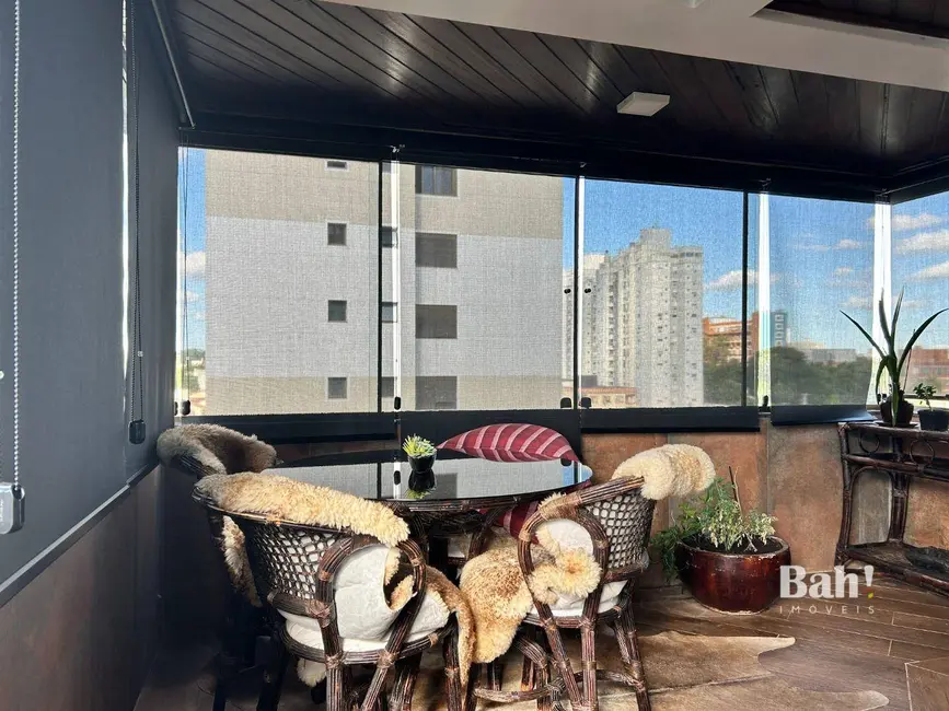 Apartamento com 3 quartos à venda e para alugar, 201m2 em Centro, Canoas - RS - imagem 5 Foto 5 de Apartamento com 3 quartos à venda e para alugar, 201m2 em Centro, Canoas - RS
