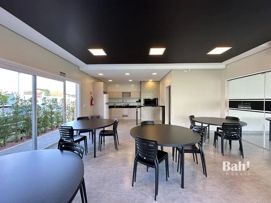 Foto 2 de Terreno / Lote à venda, 160m2 em Rio Branco, Canoas - RS