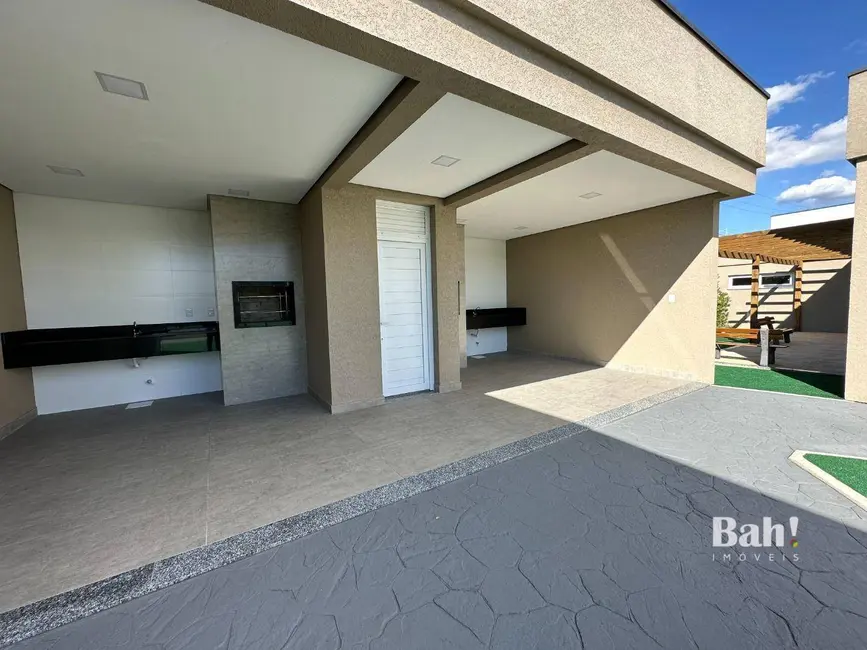 Terreno / Lote à venda, 160m2 em Rio Branco, Canoas - RS - imagem 3 Foto 3 de Terreno / Lote à venda, 160m2 em Rio Branco, Canoas - RS