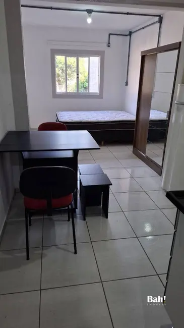 Apartamento com 1 quarto para alugar, 28m2 em Marechal Rondon, Canoas - RS - imagem 4 Foto 4 de Apartamento com 1 quarto para alugar, 28m2 em Marechal Rondon, Canoas - RS