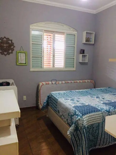 Casa com 4 quartos à venda, 360m2 em Belo Horizonte - MG - imagem 8 Foto 8 de Casa com 4 quartos à venda, 360m2 em Belo Horizonte - MG