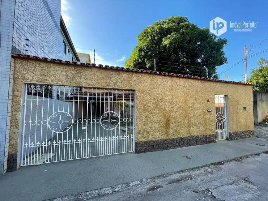 Foto 2 de Casa com 3 quartos para alugar, 360m2 em Centro de Vila Velha, Vila Velha - ES