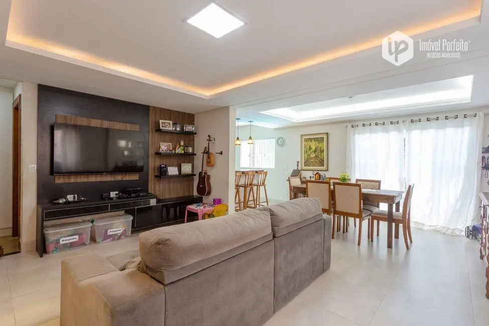 Foto 5 de Casa com 3 quartos à venda, 253m2 em Araçás, Vila Velha - ES