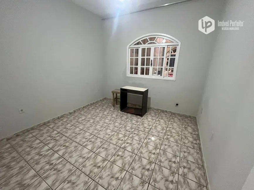 Foto 8 de Casa com 2 quartos para alugar, 180m2 em IBES, Vila Velha - ES