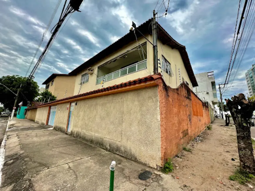 Foto 2 de Casa com 6 quartos para alugar, 400m2 em Praia de Itaparica, Vila Velha - ES