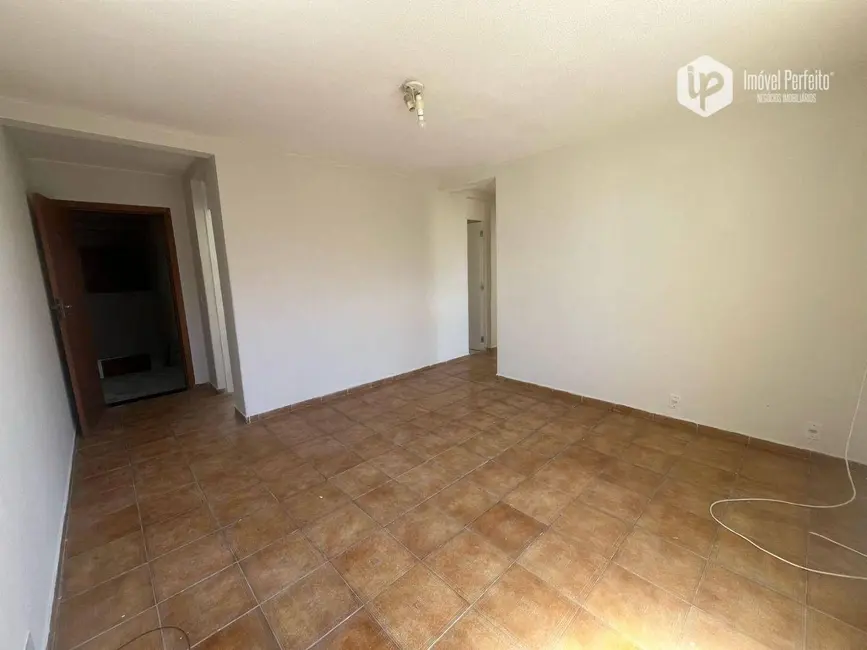 Foto 2 de Apartamento com 2 quartos para alugar, 60m2 em Valparaíso, Serra - ES