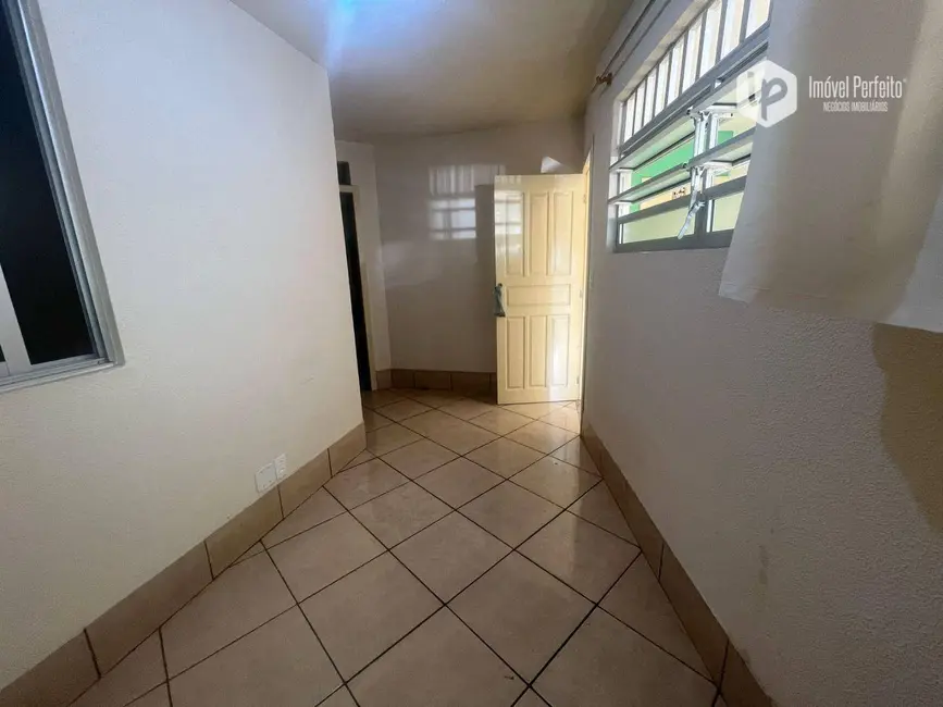 Foto 2 de Kitnet com 1 quarto para alugar, 30m2 em Vila Velha - ES