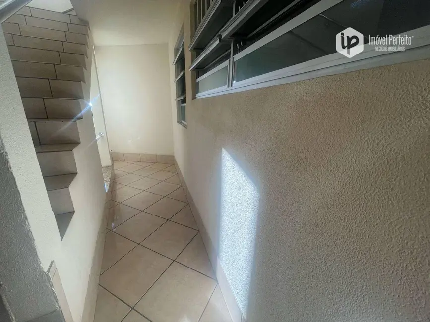 Foto 5 de Kitnet com 1 quarto para alugar, 30m2 em Vila Velha - ES