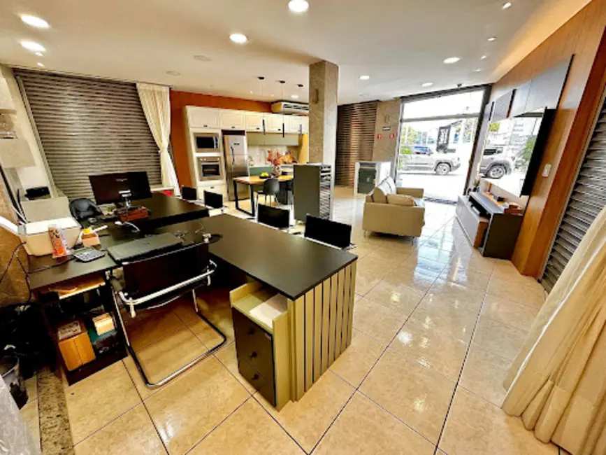 Foto 2 de Loja para alugar, 160m2 em Santa Inês, Vila Velha - ES