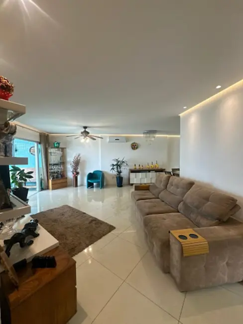 Foto 4 de Apartamento com 3 quartos à venda, 142m2 em Praia de Itaparica, Vila Velha - ES