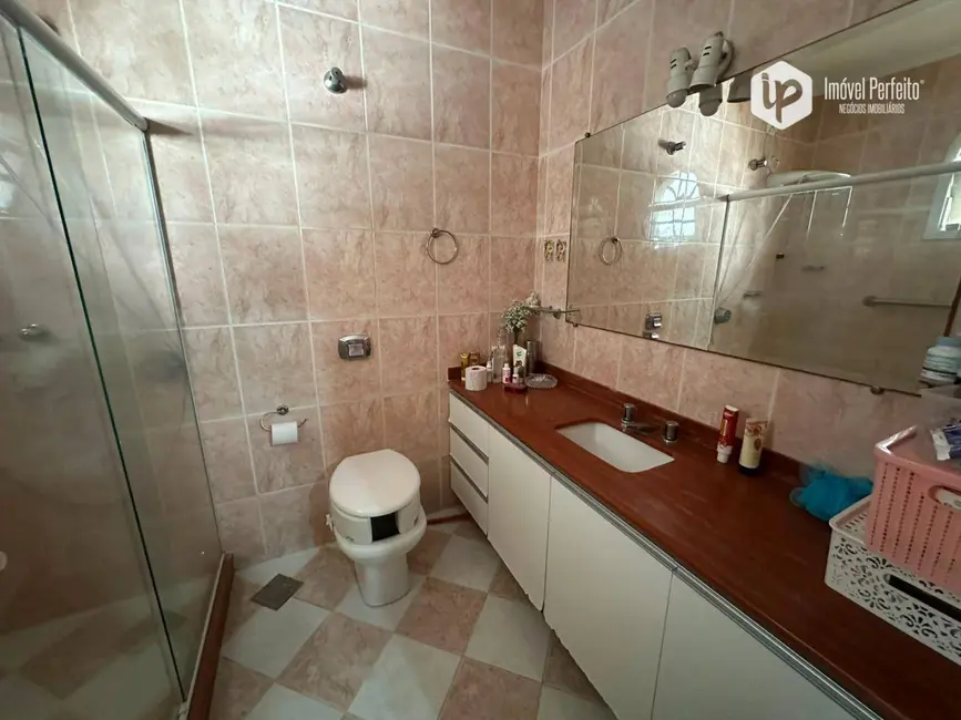 Foto 5 de Apartamento com 3 quartos para alugar, 220m2 em Vila Velha - ES