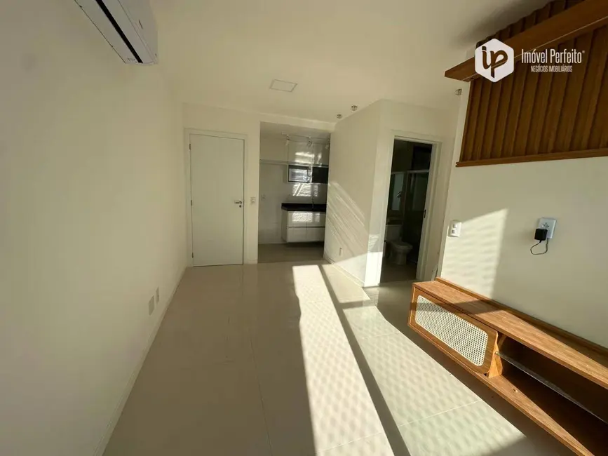 Foto 4 de Apartamento com 2 quartos para alugar, 90m2 em Jockey de Itaparica, Vila Velha - ES
