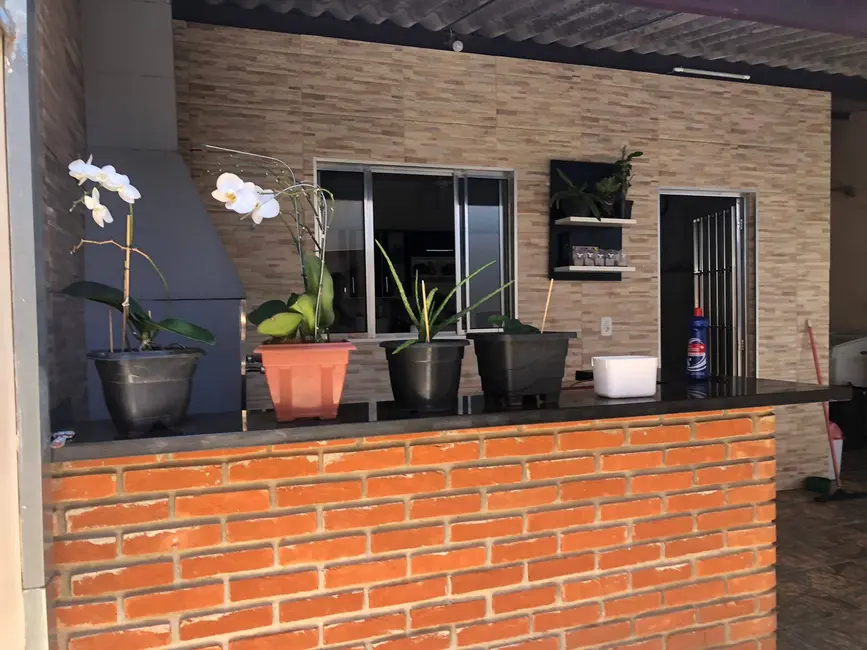 Foto 3 de Casa com 4 quartos à venda, 200m2 em Wanel Ville, Sorocaba - SP