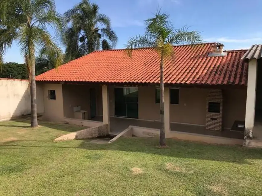 Foto 1 de Chácara com 4 quartos à venda, 800m2 em Centro, Aracoiaba Da Serra - SP