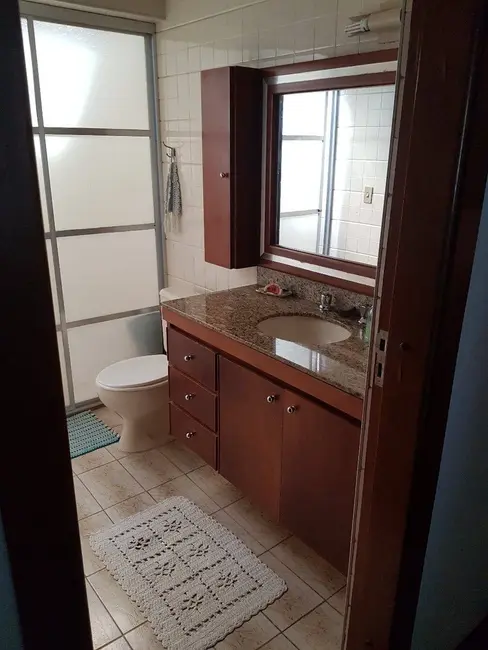 Foto 2 de Chácara com 5 quartos à venda, 2800m2 em Salto De Pirapora - SP