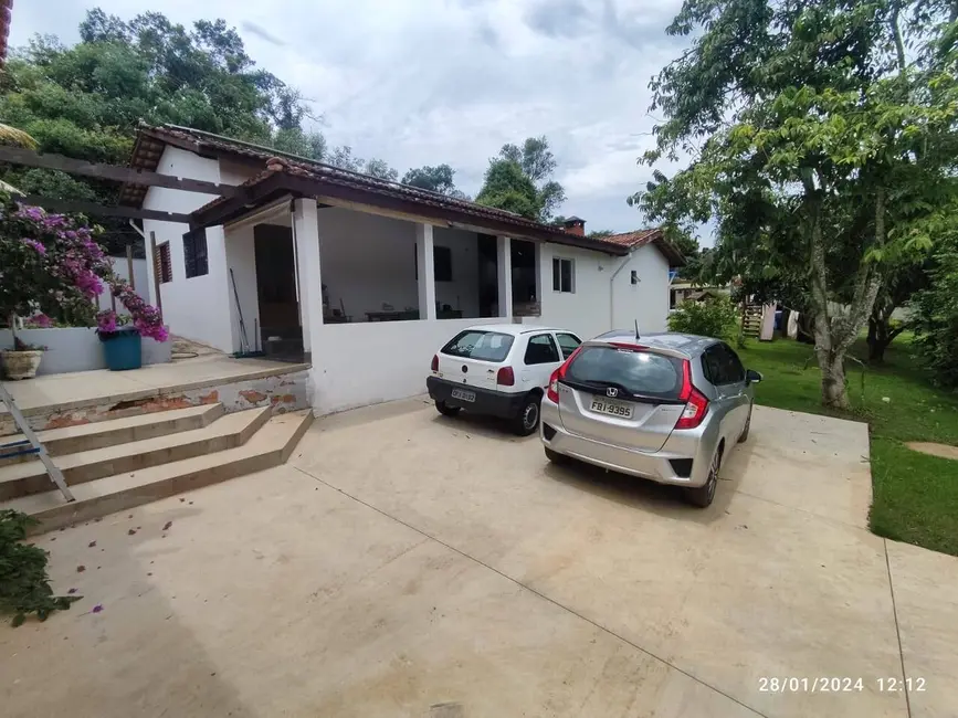Foto 2 de Chácara com 4 quartos à venda, 1250m2 em Aracoiaba Da Serra - SP