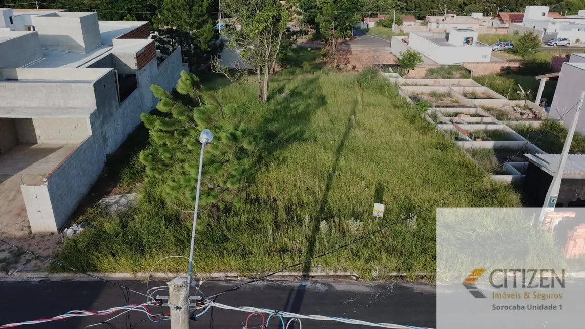 Foto 1 de Terreno / Lote à venda, 335m2 em Aracoiaba Da Serra - SP