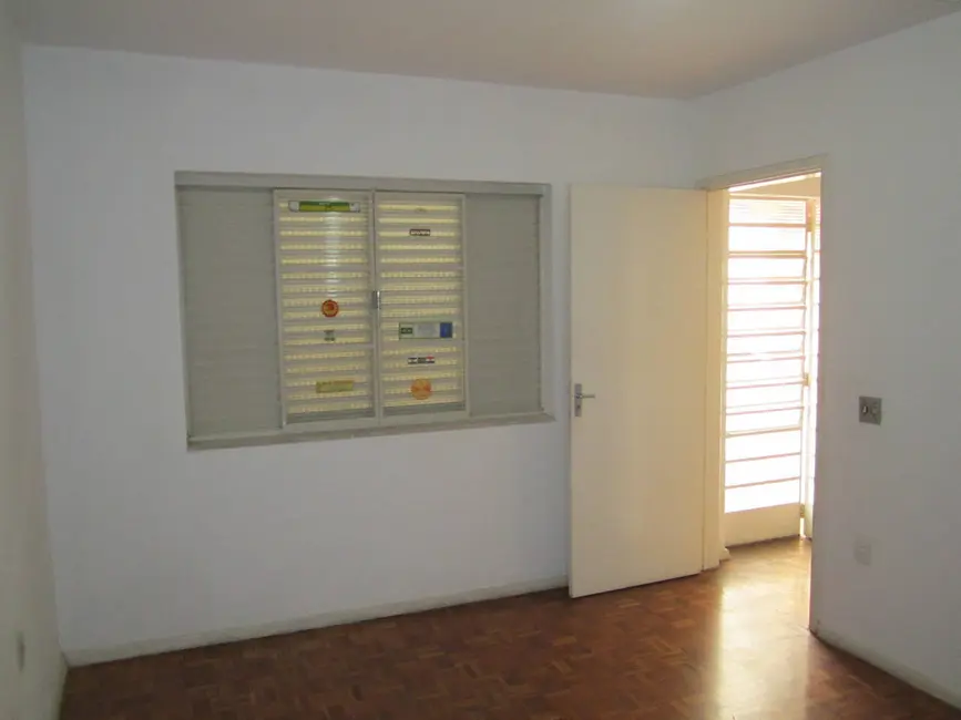 Foto 9 de Casa com 6 quartos para alugar, 300m2 em Vila Augusta, Sorocaba - SP