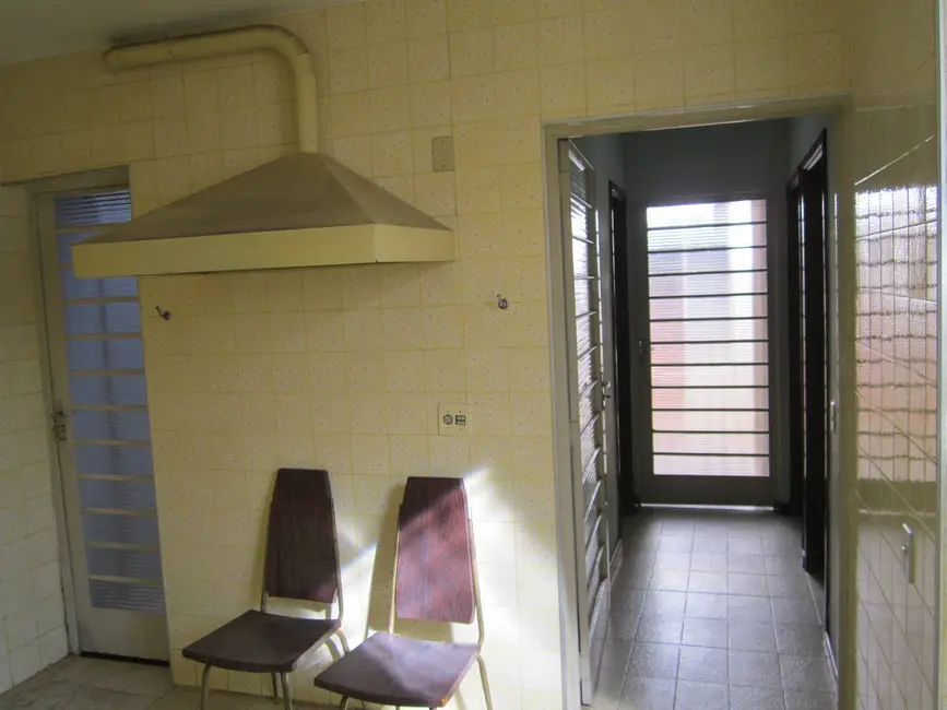 Foto 8 de Casa com 6 quartos para alugar, 300m2 em Vila Augusta, Sorocaba - SP