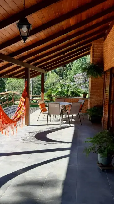 Foto 5 de Chácara com 5 quartos à venda, 300m2 em Centro, Mairinque - SP