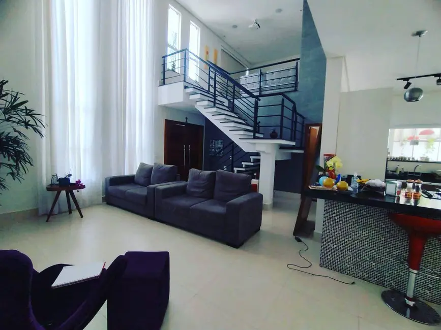Casa de Condomínio com 3 quartos à venda, 300m2 em Jardim Villagio Milano, Sorocaba - SP - imagem 4 Foto 4 de Casa de Condomínio com 3 quartos à venda, 300m2 em Jardim Villagio Milano, Sorocaba - SP