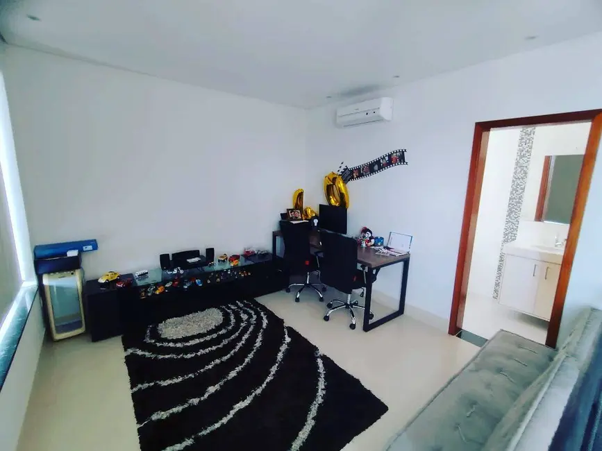 Casa de Condomínio com 3 quartos à venda, 300m2 em Jardim Villagio Milano, Sorocaba - SP - imagem 5 Foto 5 de Casa de Condomínio com 3 quartos à venda, 300m2 em Jardim Villagio Milano, Sorocaba - SP