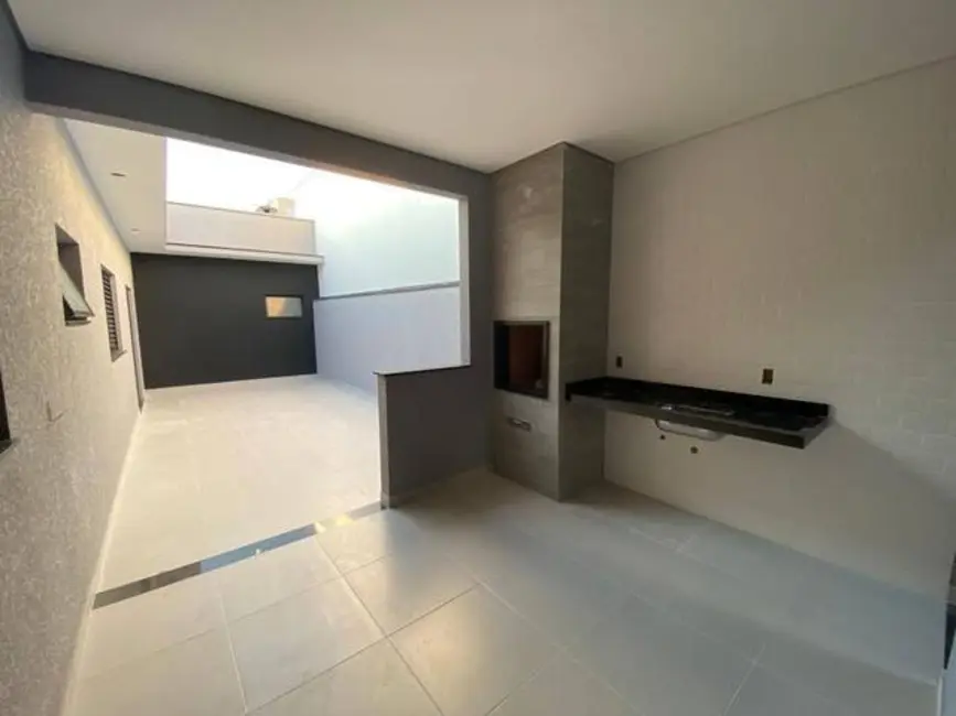 Casa de Condomínio com 3 quartos à venda, 200m2 em Wanel Ville, Sorocaba - SP - imagem 3 Foto 3 de Casa de Condomínio com 3 quartos à venda, 200m2 em Wanel Ville, Sorocaba - SP