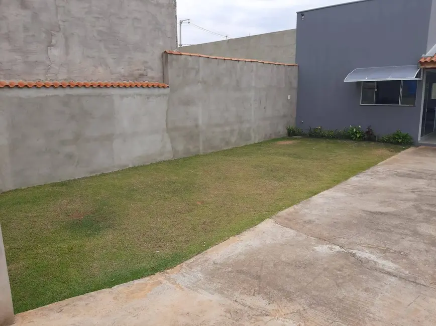 Chácara com 1 quarto à venda, 1500m2 em Jardim Planalto, Sorocaba - SP - imagem 3 Foto 3 de Chácara com 1 quarto à venda, 1500m2 em Jardim Planalto, Sorocaba - SP