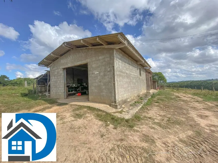 Foto 2 de Sítio / Rancho com 3 quartos à venda, 10m2 em Sao Miguel Arcanjo - SP