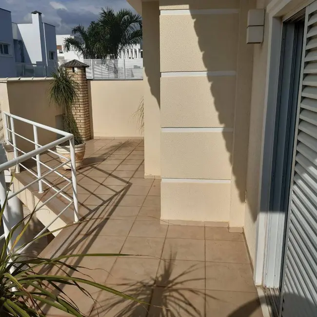 Foto 5 de Casa de Condomínio com 3 quartos à venda, 250m2 em Jardim Leocádia, Sorocaba - SP