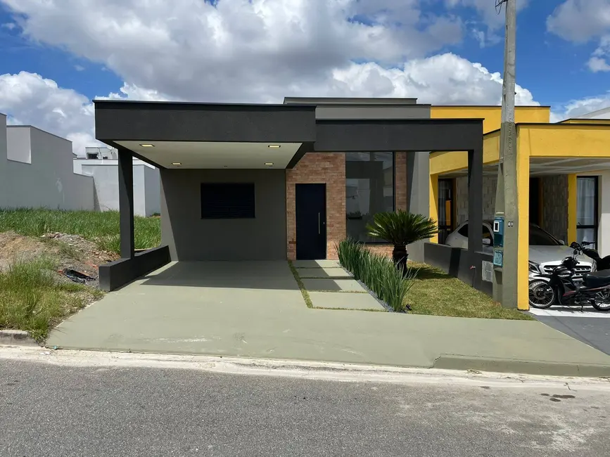 Foto 1 de Casa de Condomínio com 3 quartos à venda em Horto Florestal, Sorocaba - SP